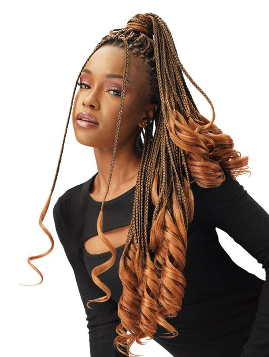 Model wearing Zury 6x French Curl 40"