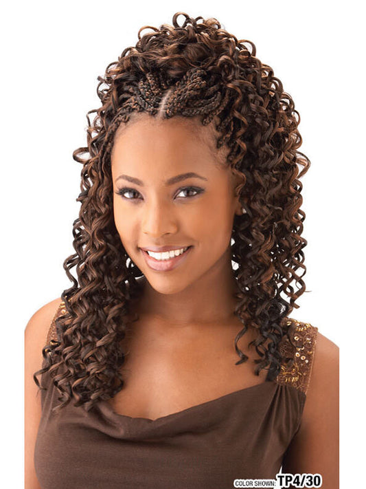 Model wearing Freetress Gogo Curl 26" Crochet Hair Extensions Color TP4/30