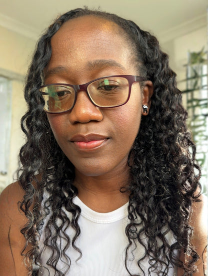 Bobbi Boss Indiremi 100% Human Hair Seamless (Miracle Knots) Crochet - Deep Wave 18" Model Image - Front