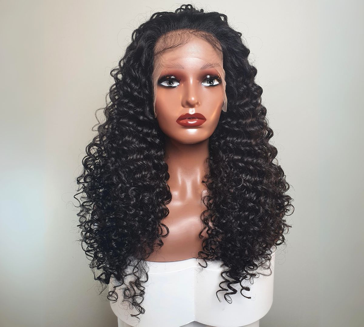 Outre Glueless 13X6 HD Lace Wig Dominica Colour 2: Dark Brown Main Product Image